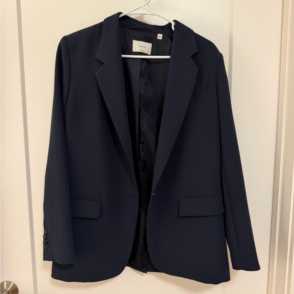 Aritzia Wilfred Navy Single-Breasted Blazer